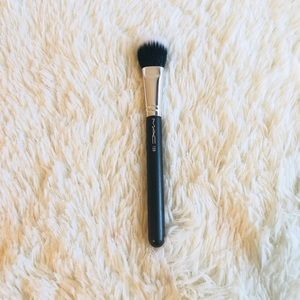 Mac 159 brush